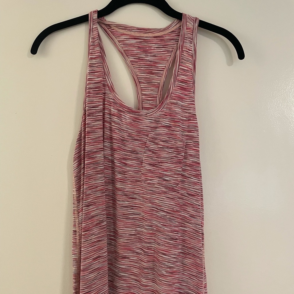 Lululemon top